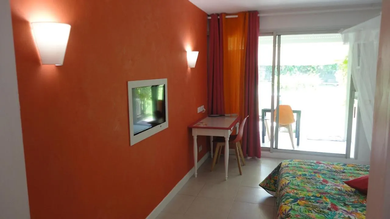 Studios Becassine Et Tangara Domaine De Belfond St Anne Sainte-Anne Apartment