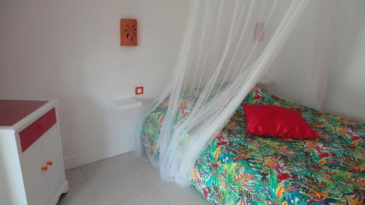 Appartement Studios Becassine et Tangara Domaine de Belfond St Anne Sainte-Anne Martinique